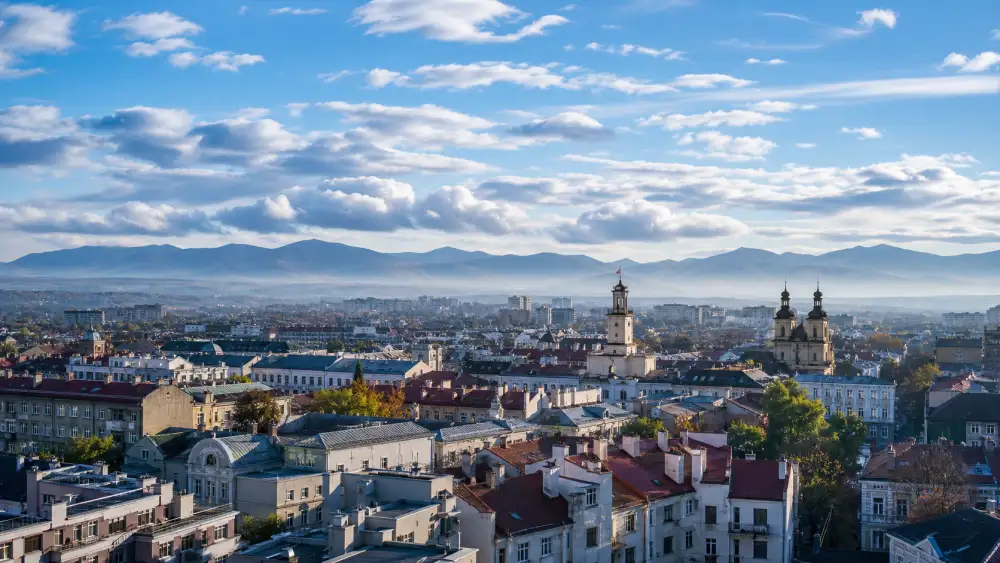 Де дивитися погоду в Івано-Франківську: прогноз на сьогодні та 10 днів